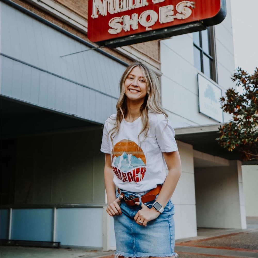 Wander Tee